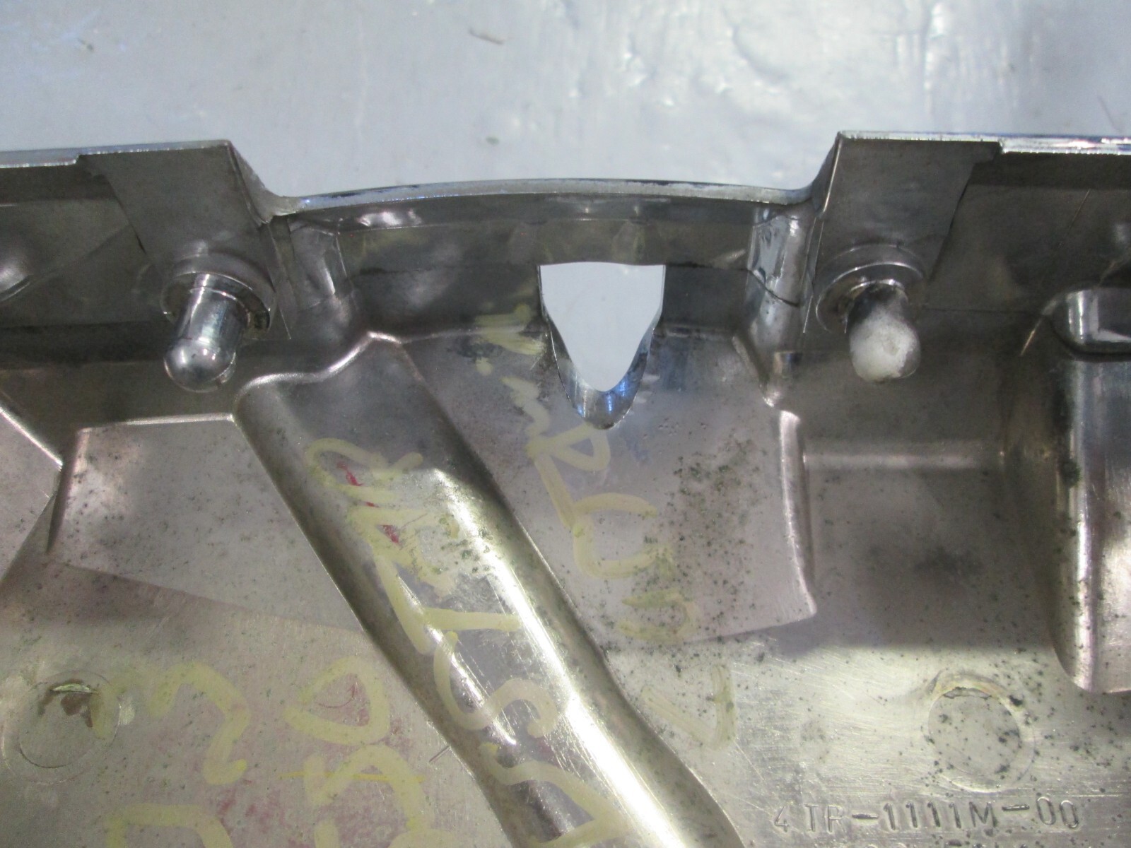 1998 – 2005 ALL V-Star 650 rear cylinder cover 2 4VR-11190-00-00 / 4VR-11191-00