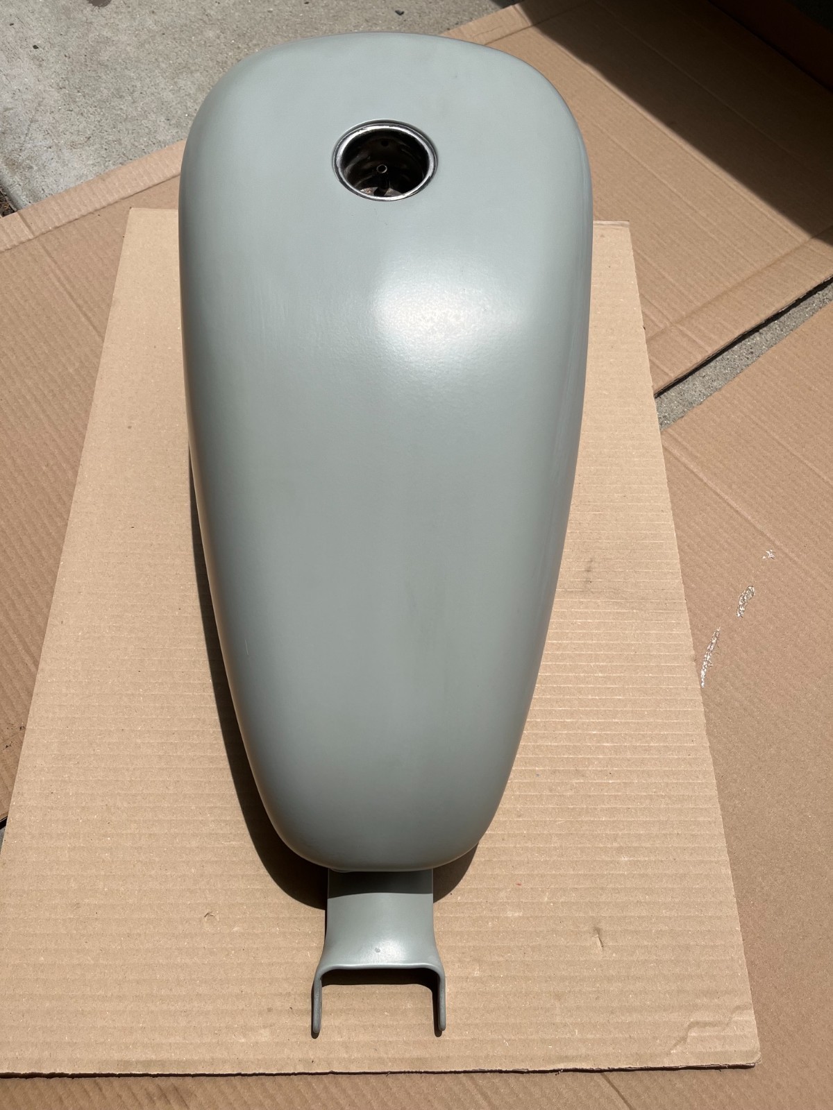 Harley Davidson Sportster 883,1200 Primered Grey 3.7 Gal Gas Tank 2004-2006