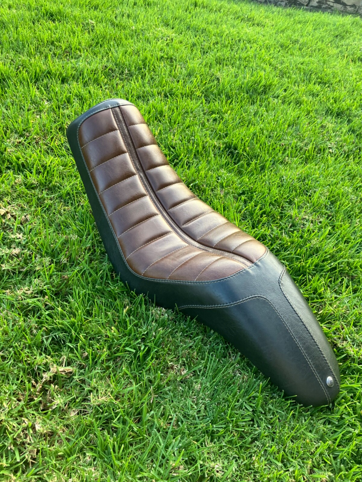 Roland Sands Design Enzo Touring 2-Up Seat for 2006-2017 Harley-Davidson Dyna