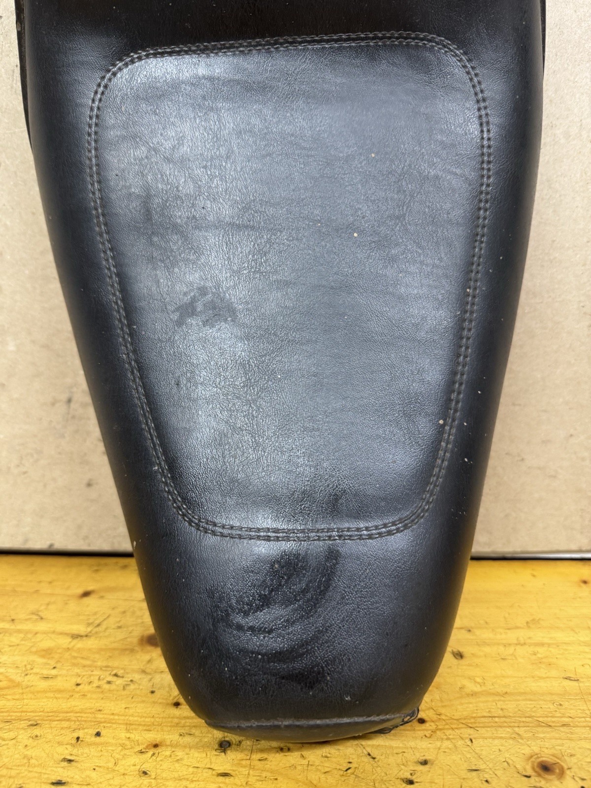Harley-Davidson EVO Sportster Corbin Flame Seat