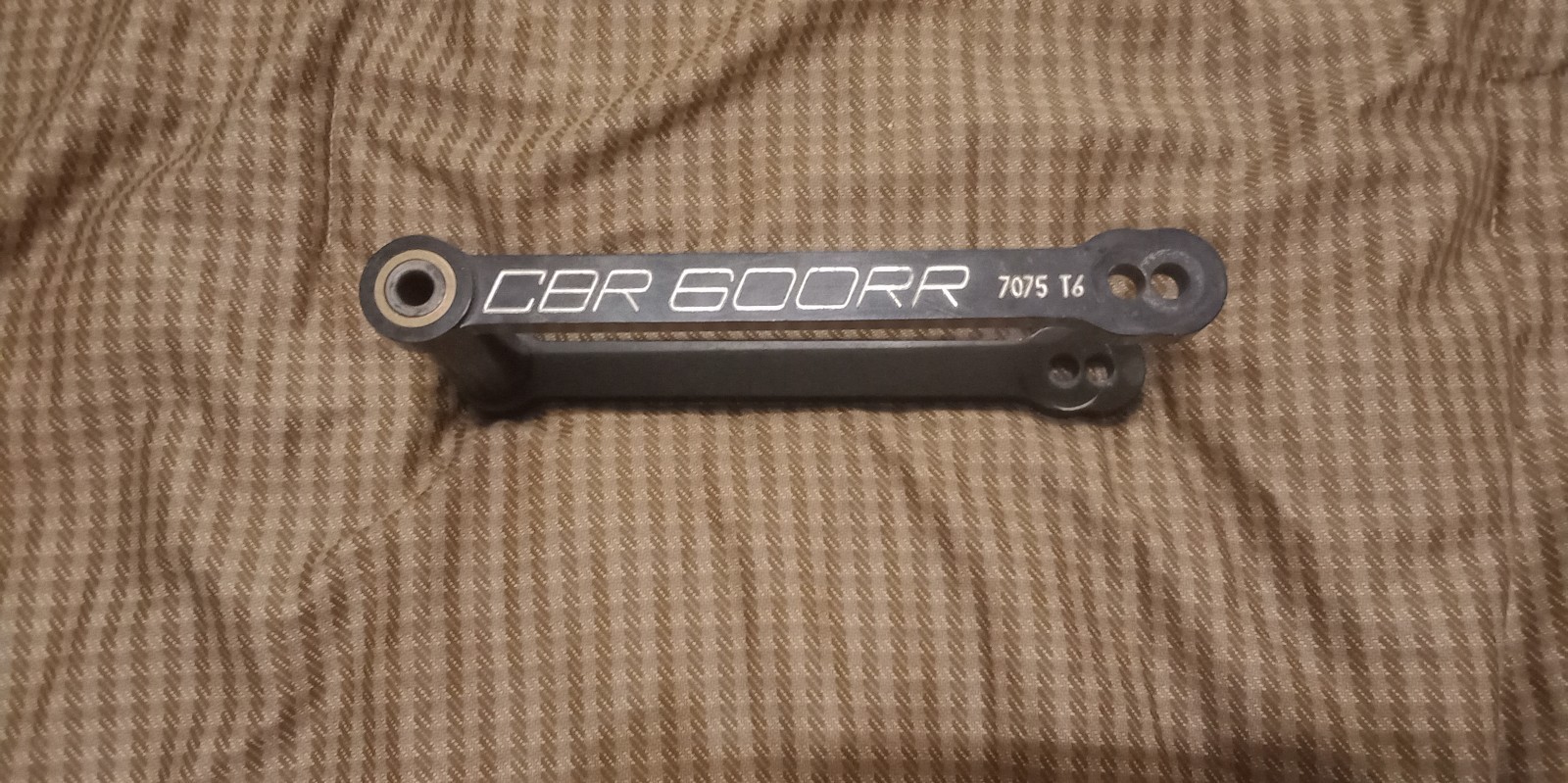 Black rear Lowering Link For 03-06 HONDA CBR 600RR CBR600RR 2004-2007 CBR1000RR
