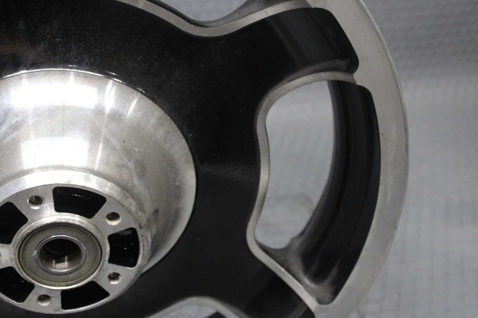 2000-2007 Harley Touring Electra Front 5 Spoke 18X3.5 Wheel OEM 43345-00
