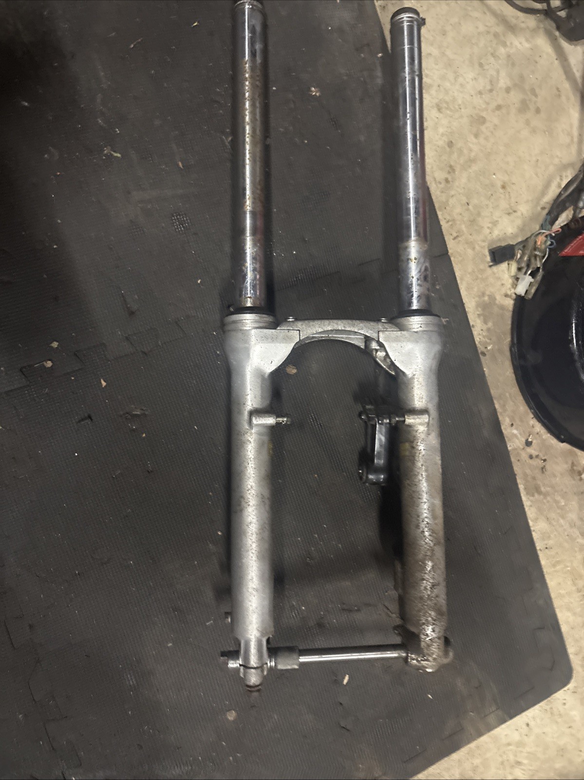 HONDA 1982 SABRE VF750 S (#338) LEFT/RIGHT FRONT FORKS SHOCK SUSPENSION SET PAIR