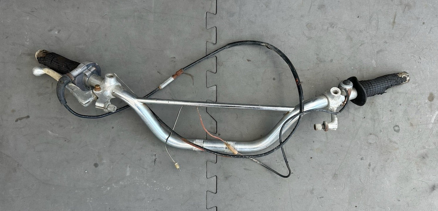 Honda XR75 XR80 XR 75 80 Handlebars Controls Throttle Brakes Killswitch OEM