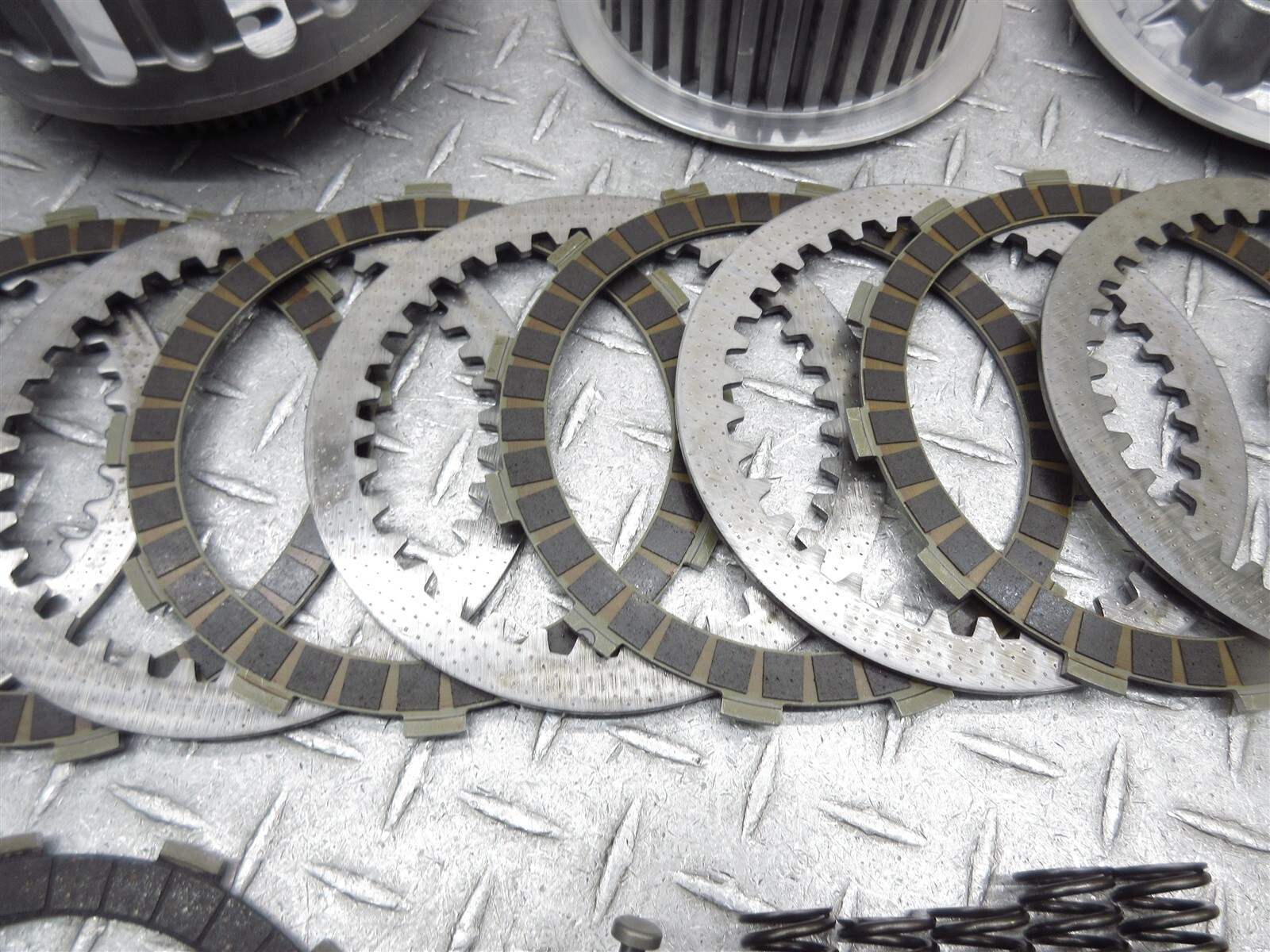 2000 00-04 Kawasaki ZR7 ZR750F Z750 Clutch Basket Hub Primary Plate Disc