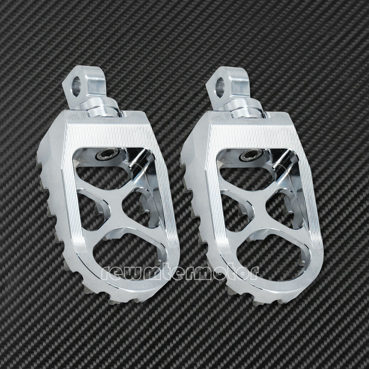 CNC Chrome Wide Foot Peg Rests Fit For Harley Sportster XL Dyna Touring Bobber