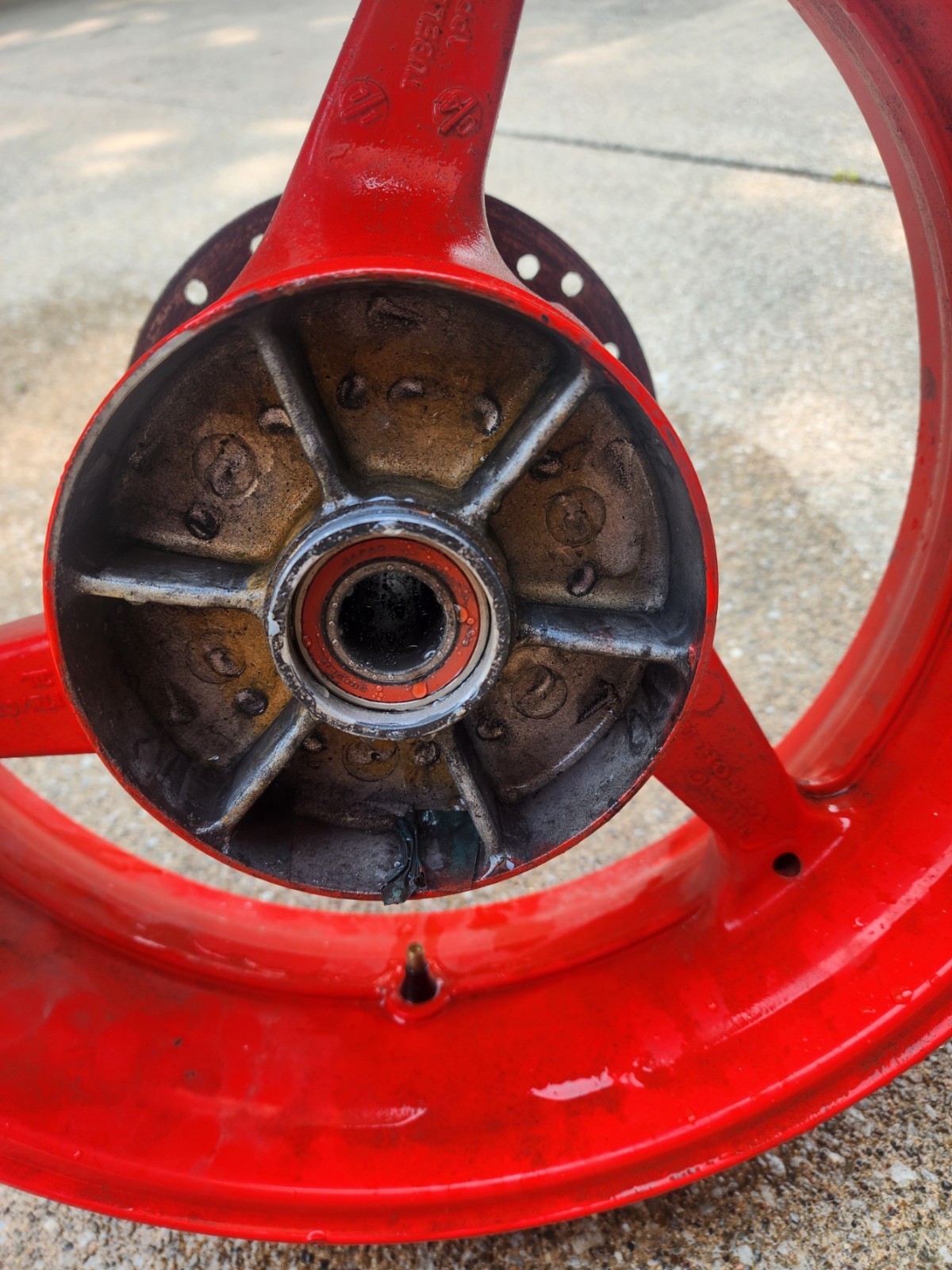 2003-2006 Honda CBR 600RR OEM Rear Wheel Rim 17×5.5 RED 42650-MEE-010