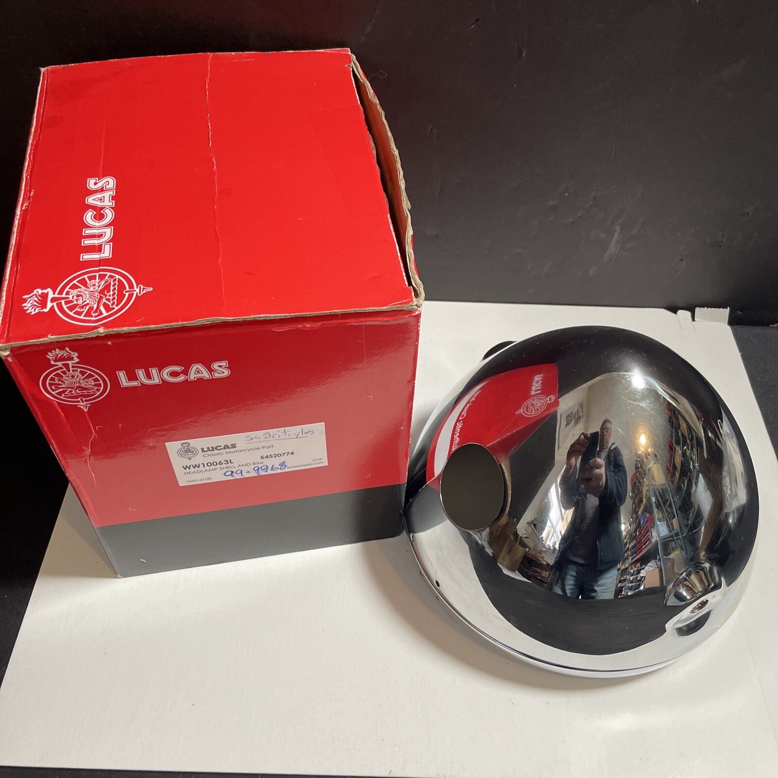 BSA Triumph Lucas 7″ Headlight Shell Bucket & Rim 99-9968 1959 – 1966 SS700 U.K.