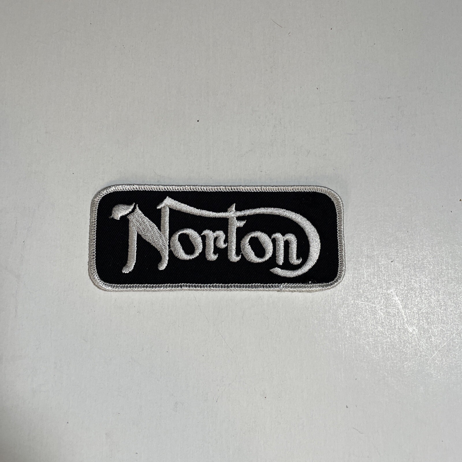 Norton 06-6983 Sew-On Patch Black/Silver 2 x 5 U.K. Commando Atlas 650 750 850