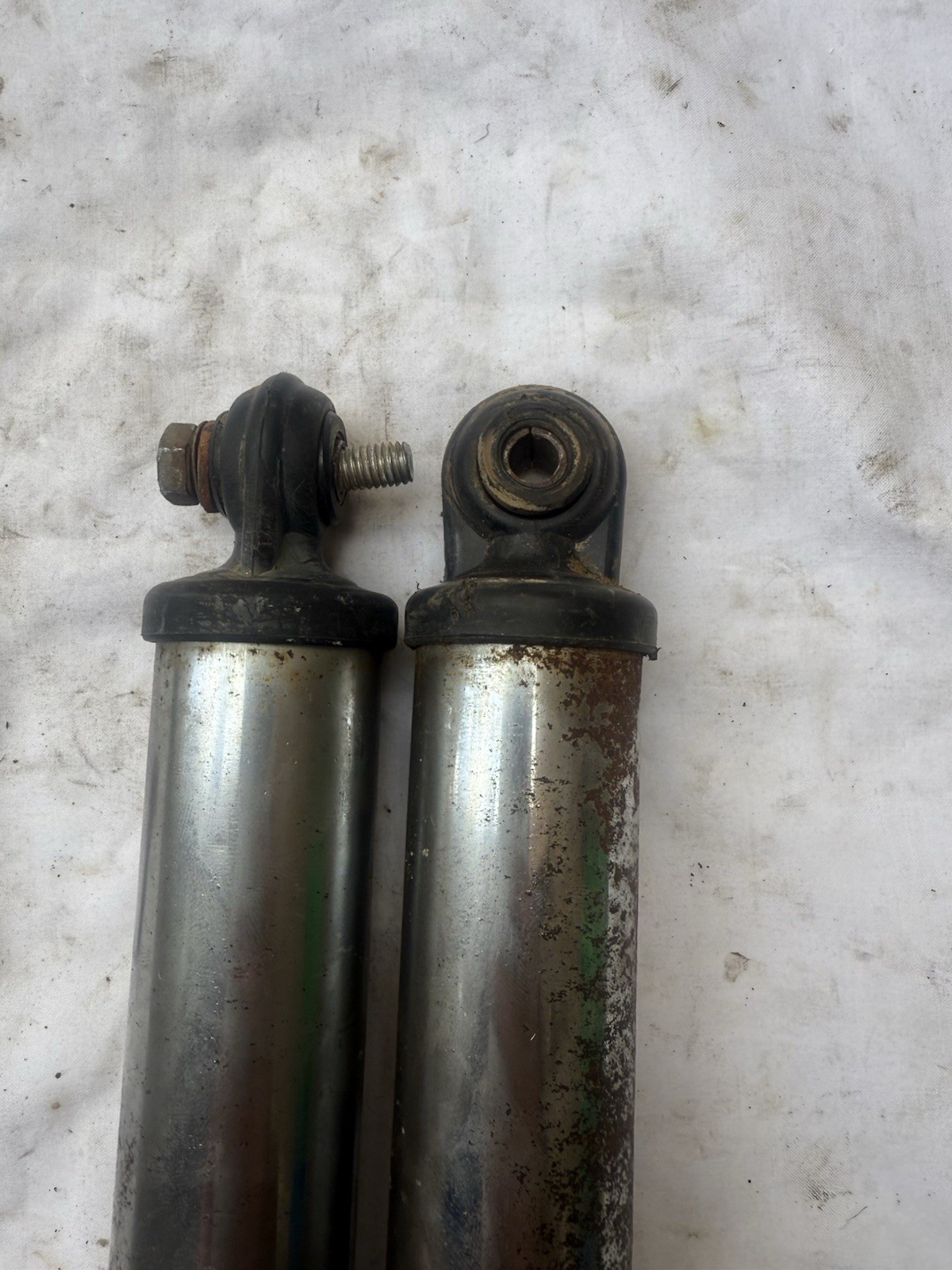 Pair of Sebac Garelli Noi rear shock absorbers 27 cm wheelbase