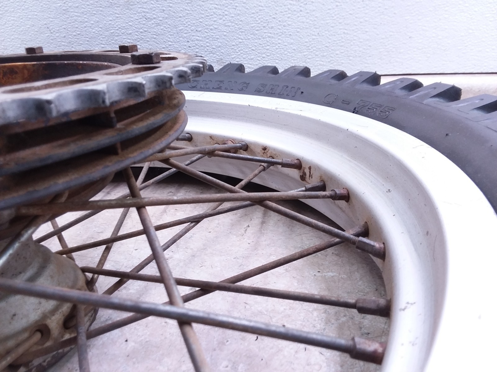 KTM 495 KTM495 Rear Wheel Rim & Sprocket 2.15×18 NORDISK OEM 1983 RB184 ANX-D6