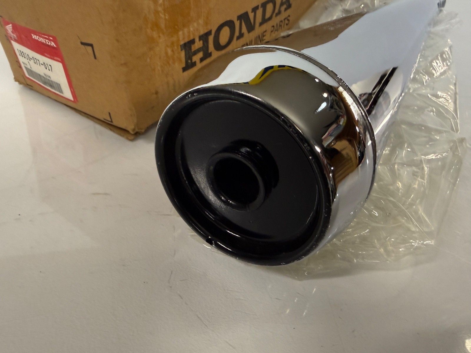 NOS Honda CB400F CB Four Supersport Exhaust Muffler 18310-377-017 OEM Genuine