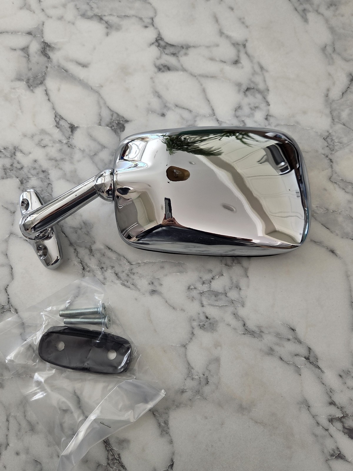 NOS HONDA INTERSTATE GL500 81 GL1100 80-81EMGO CHROME LEFT MIRROR 20-87002