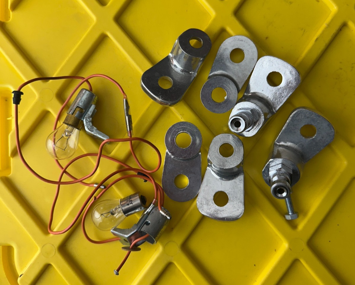 NEW MISC UNIVERSAL TURN SIGNAL PARTS CT90 AND OTHERS GAS0361