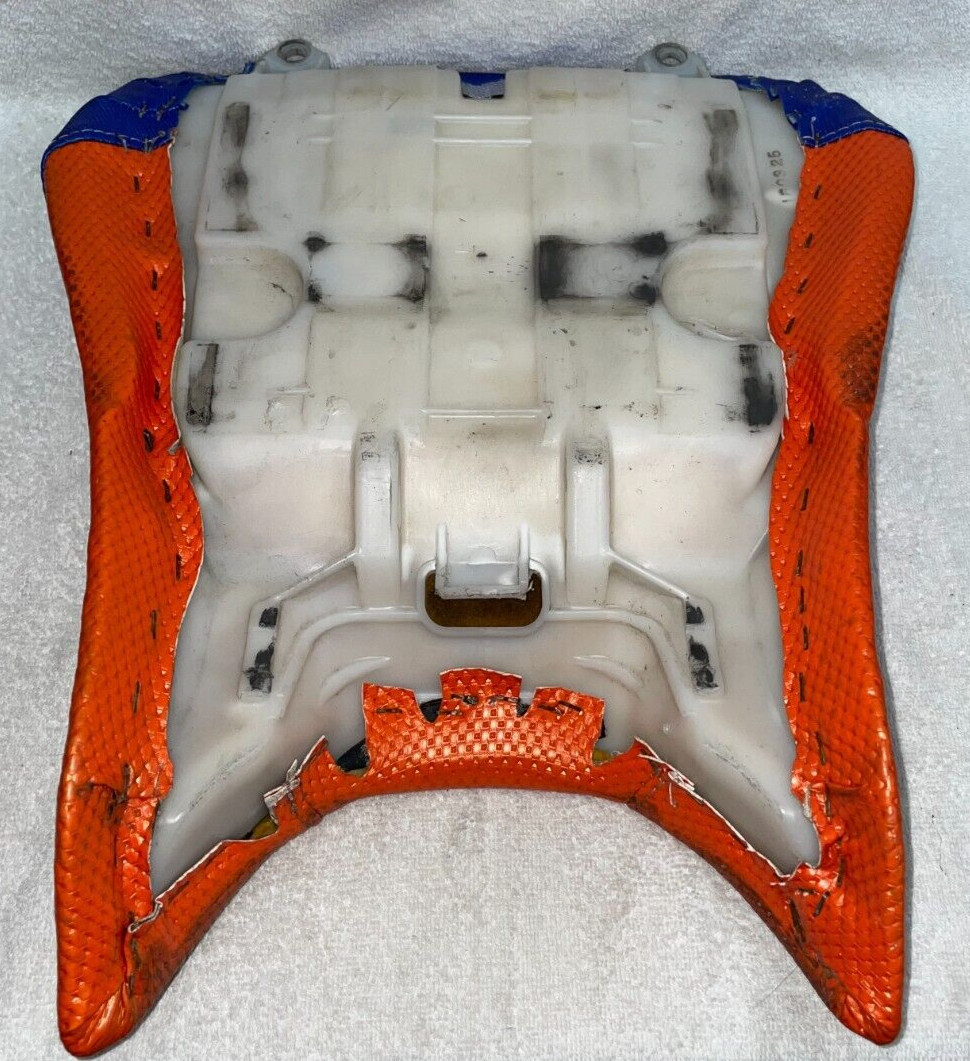 Used 2003-09 Yamaha R6/R6S Front & Rear Seats, RECOVERED