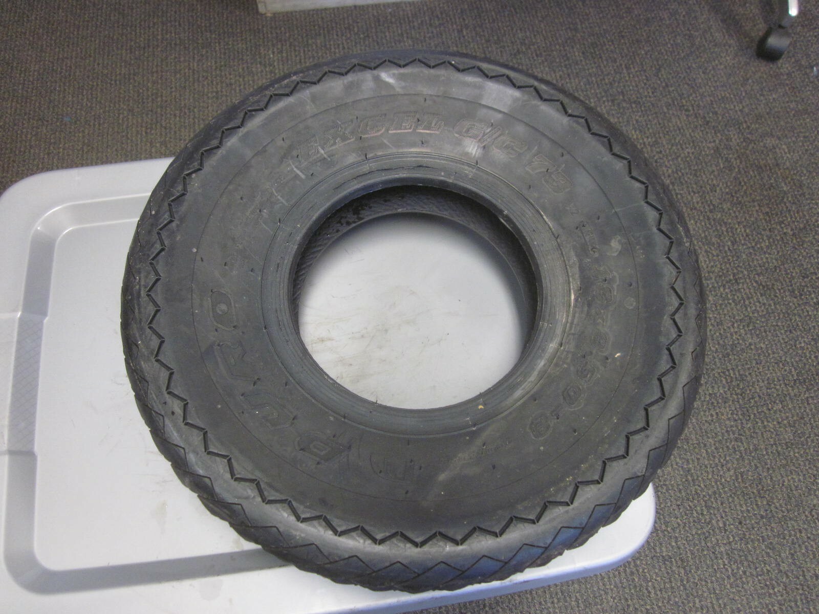 NOS Duro Excel 4 Ply Tire G/C73 18×8.50-8