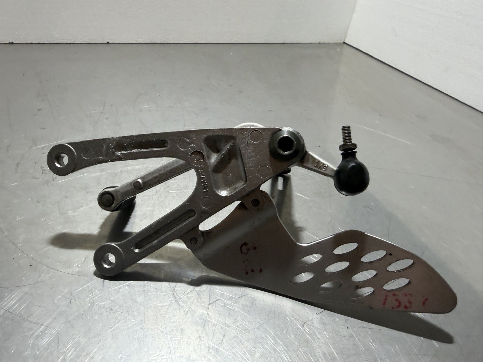 2004 Yamaha R1 Front Left, Peg Assembly (OEM)