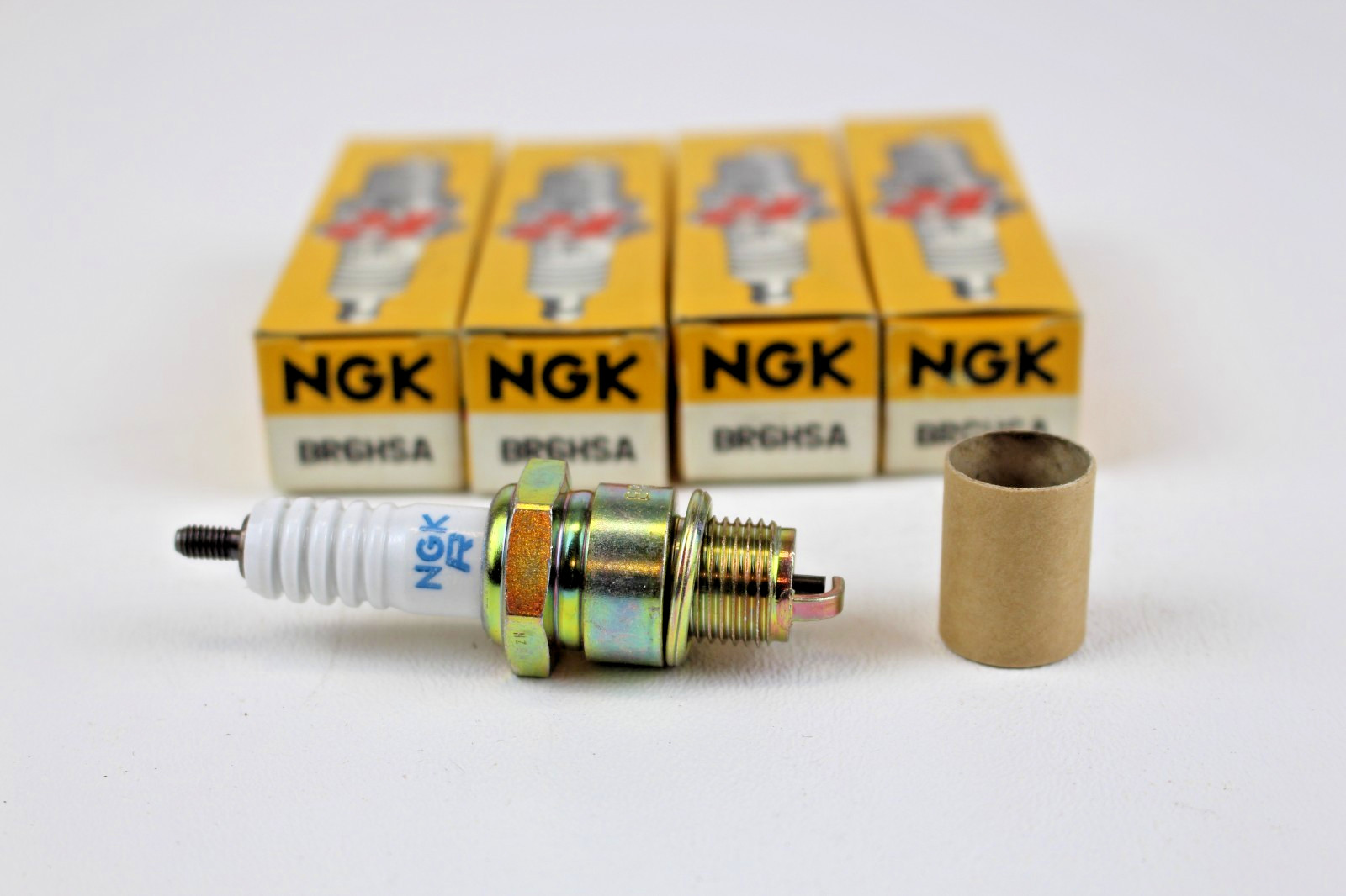 4pk NGK BR6HSA Spark Plugs NOS Made in Japan