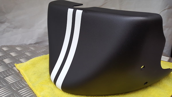 TRIUMPH ROCKET 3 MATT BLACK & WHITE BELLY PAN FIBREGLASS