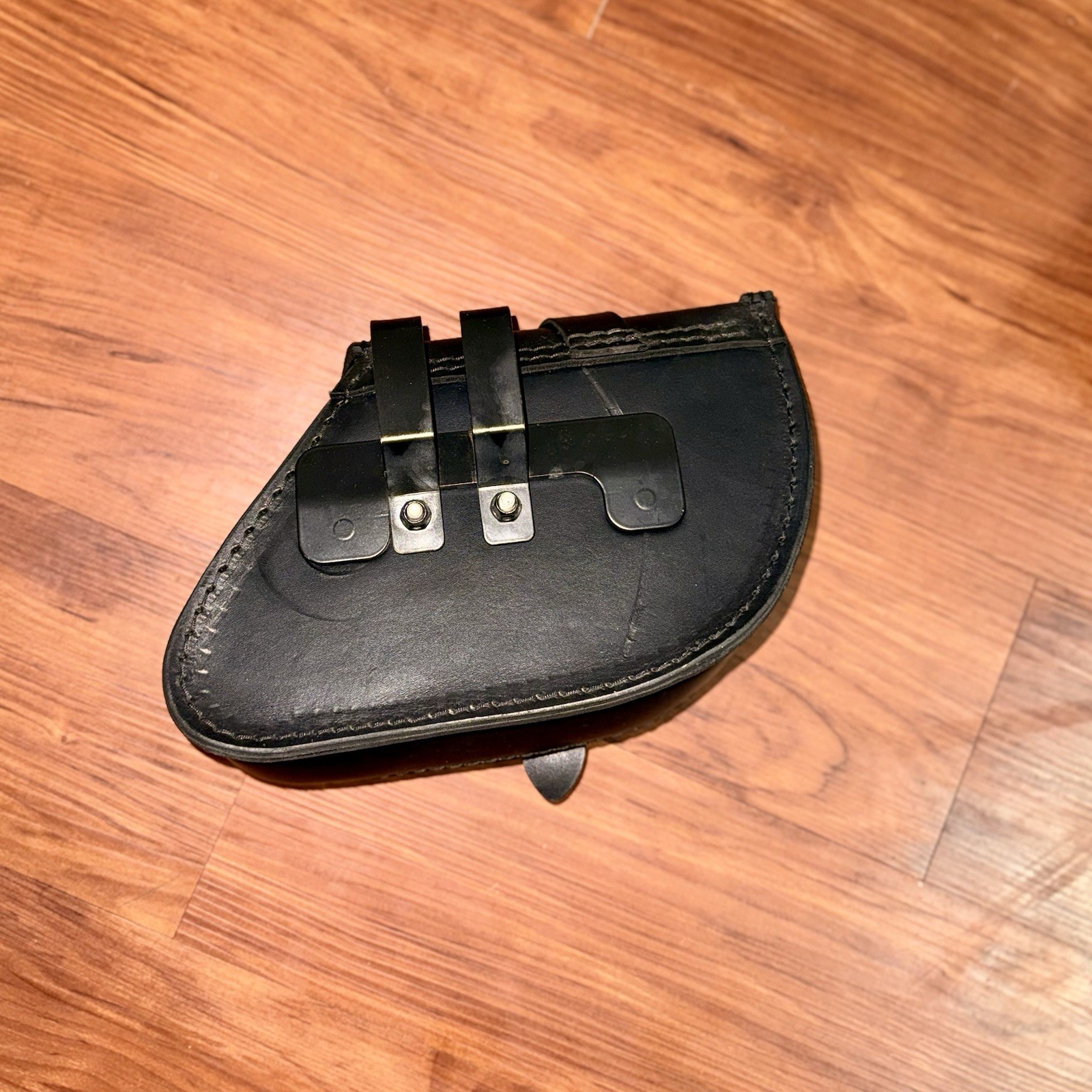 2018 – 2025 Indian Scout Bobber Ends Cuoio Leather Saddlebag Italy – Black