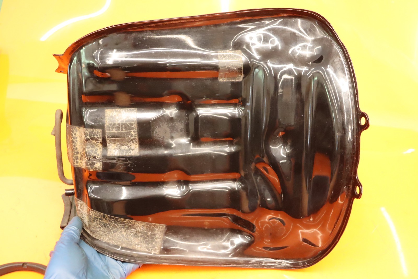 2005-2006 HONDA CBR600RR OEM GAS TANK FUEL CELL PETROL RESERVOIR