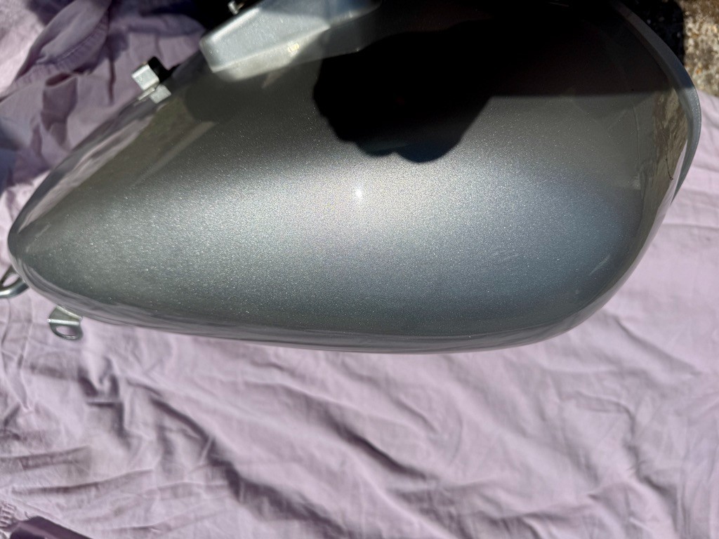 KAWASAKI BN125 PETROL FUEL TANK 2007 GALAXY SILVER