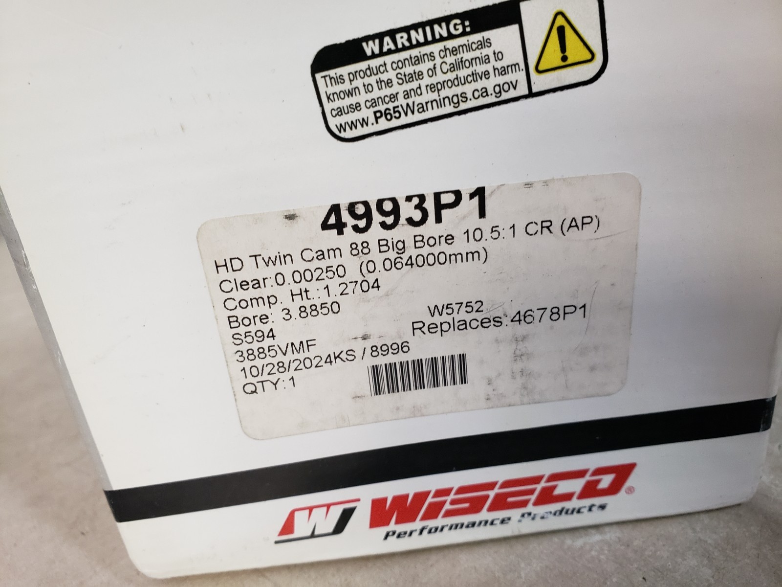 Wiseco 4993P1 Piston Kit (95ci., Domed) – Standard Bore 3.8825in., 10.5:1 Compre