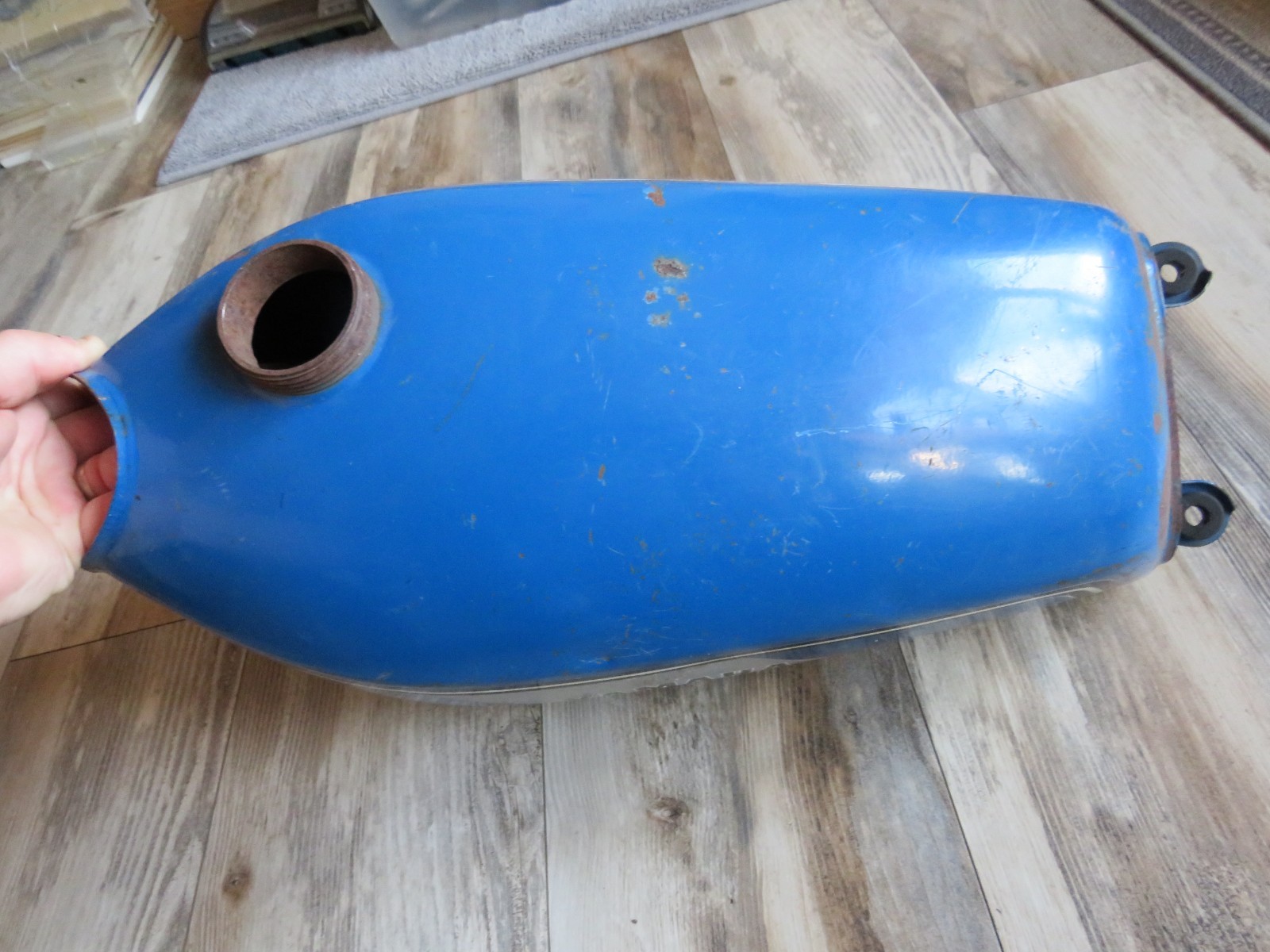 Yamaha DT 175 DT175E 1978 OEM Paint Gas Tank Fuel Tank Petrol Tank 2A6-24110-00