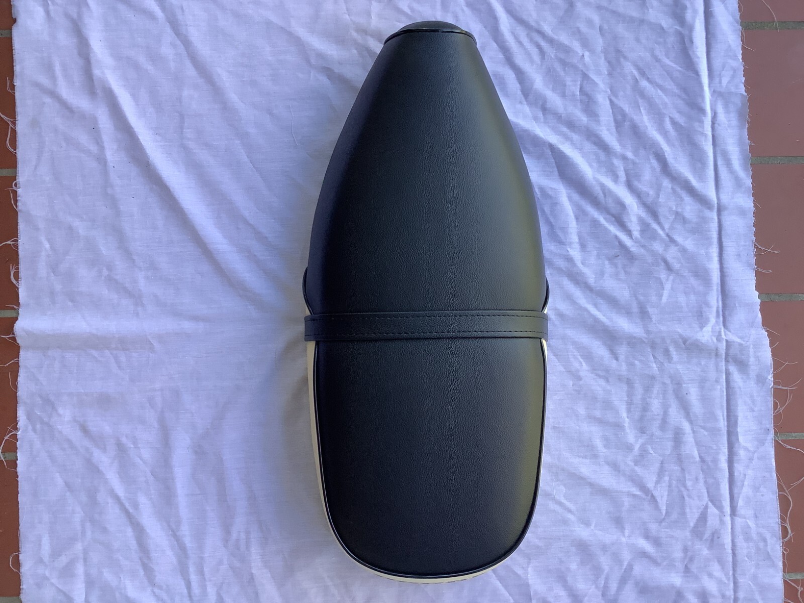 fits 1980-1981 honda C70 Passport High Quality New SEAT COVER +Strap