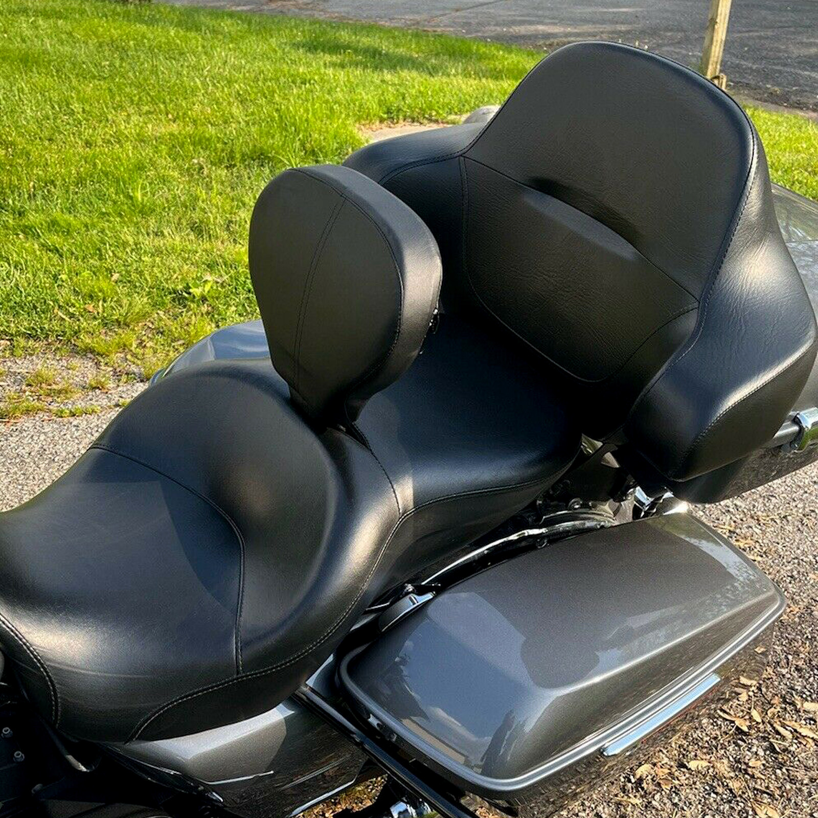 Black Adjustable Driver Rider Backrest For 2009-2023 Harley Touring quick attach