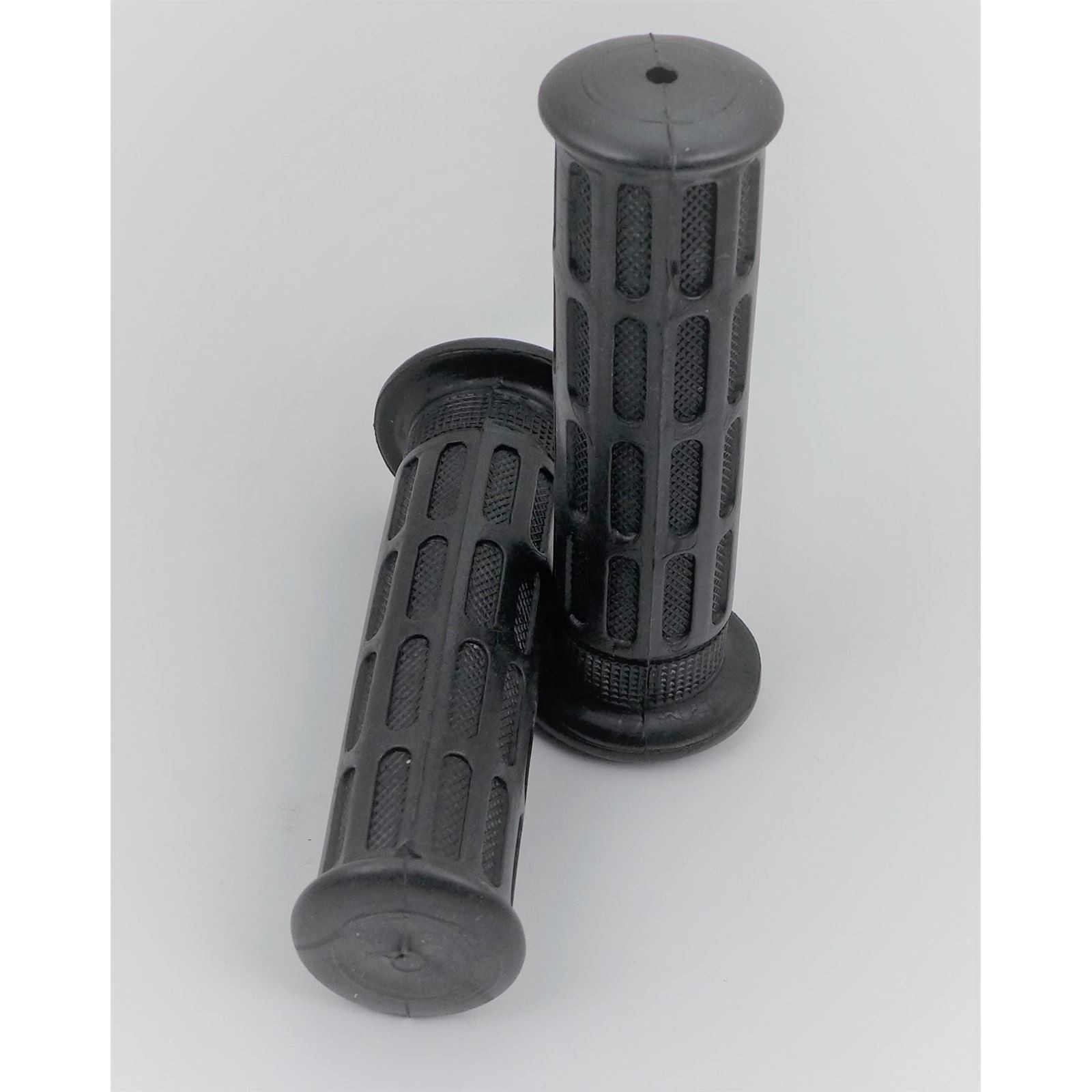 2FastMoto 7/8″ Grips Tacky Anti-Tear Vibrasonix Fits Most ATV ATC 033-119