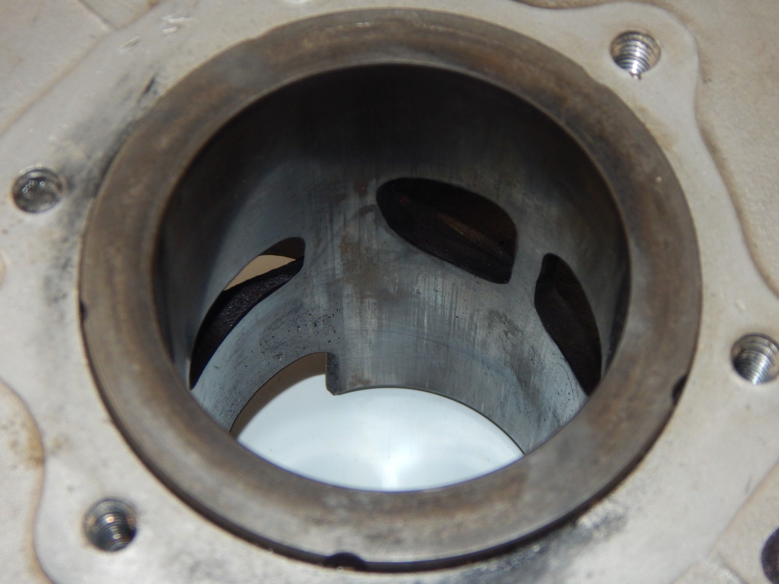 1971-1973 CZ 250 ENGINE MOTOR TOP END CYLINDER 980-13-122 BORE 70mm VINTAGE