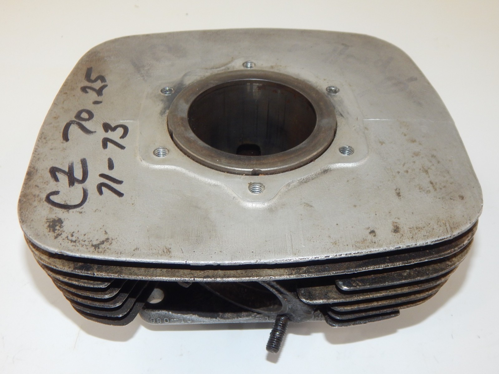 1971-1973 CZ 250 ENGINE MOTOR TOP END CYLINDER 980-13-122 BORE 70mm VINTAGE