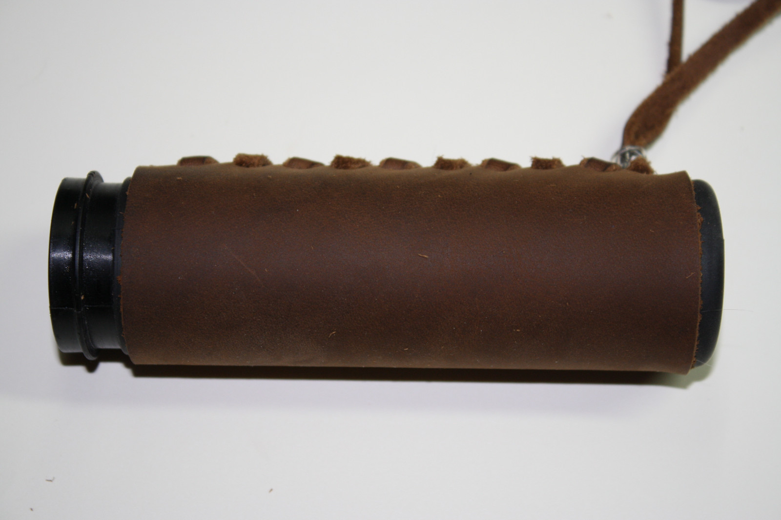 New MCD Pair Brown Heavy Duty Leather Motorcycle Hand Grip Throttle Covers Wraps