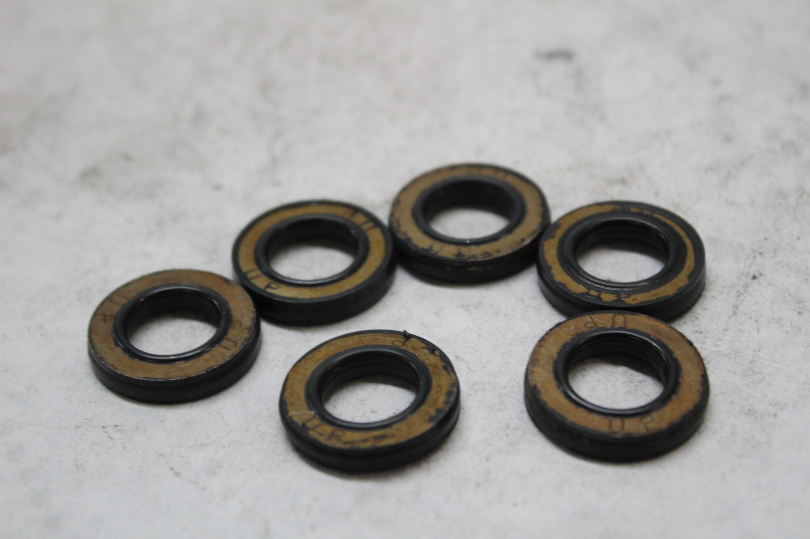 90543-MV9-670 CYLINDER HEAD COVER RUBBER WASHER (6) 1996 HONDA CBR600F3
