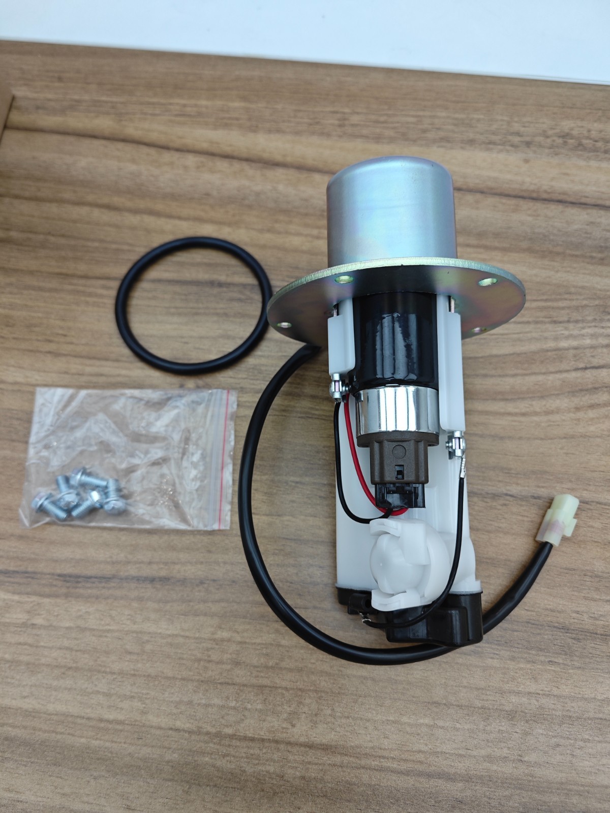 NEW Fuel Pump Assembly 2005-2008 Kawasaki Vulcan 1600 Nomad VN1600D 49040-0008
