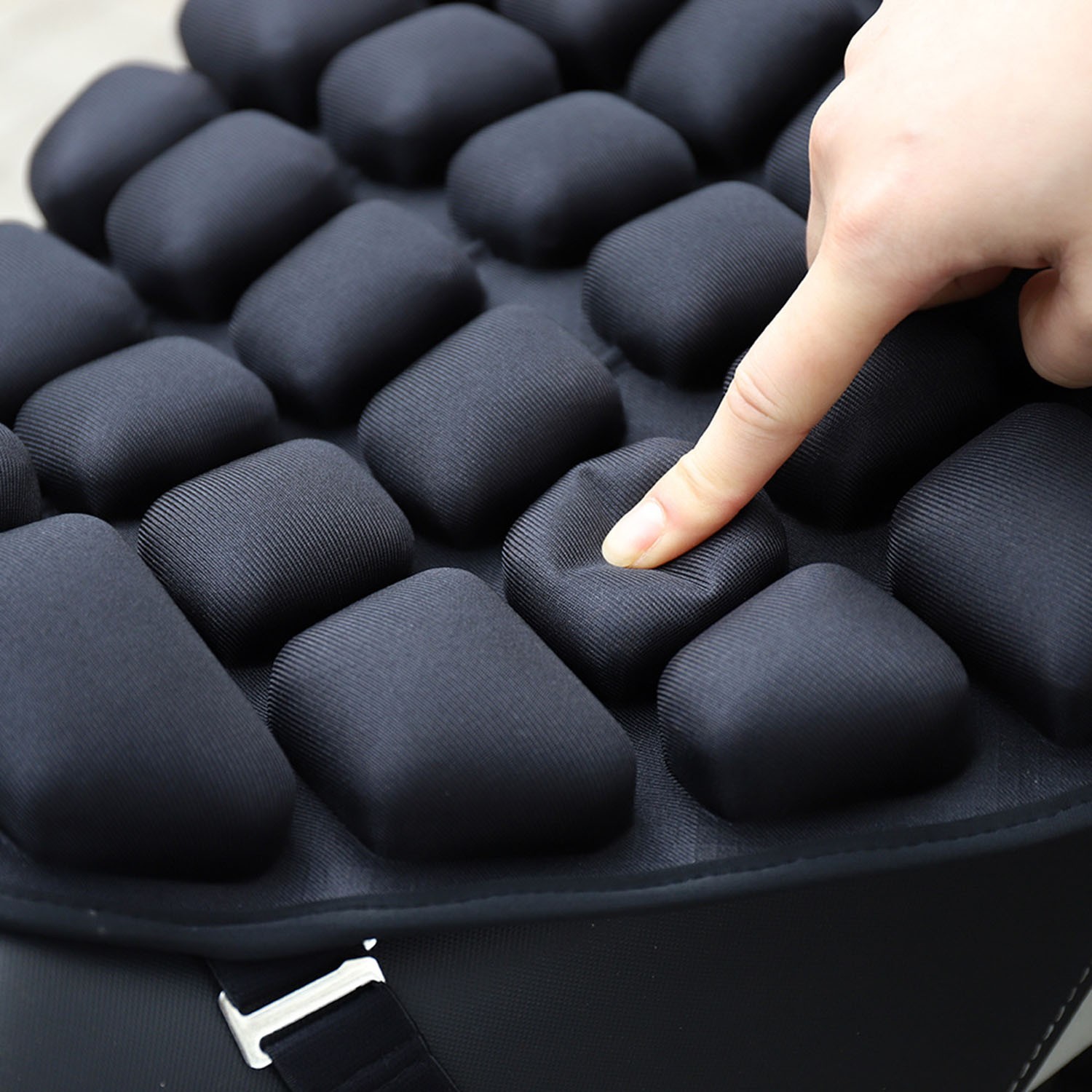 Motorcycle 3D Comfort Gel Seat Cushion Universal Motorbike Shockproof Pad Cover