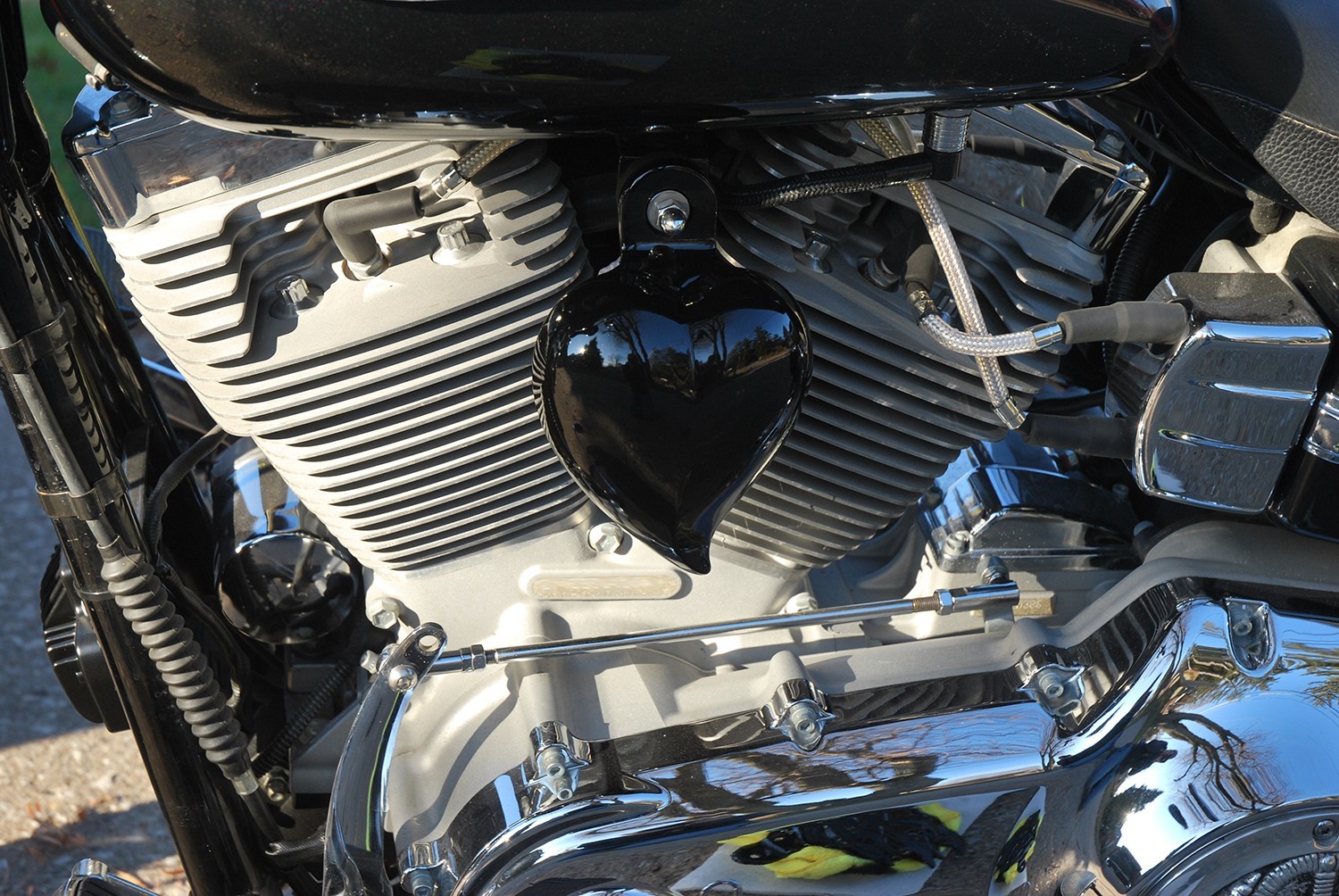 Harley Horn Cover Weeping Heart in Gloss Black Powder Coat HRT-GB