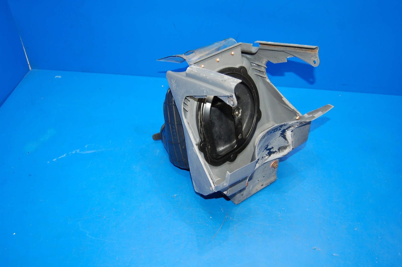 1998 94-98 KX125 OEM AIR CLEANER BOX CASE INTA BASE FILTER HOUSING 11011-1446-RG