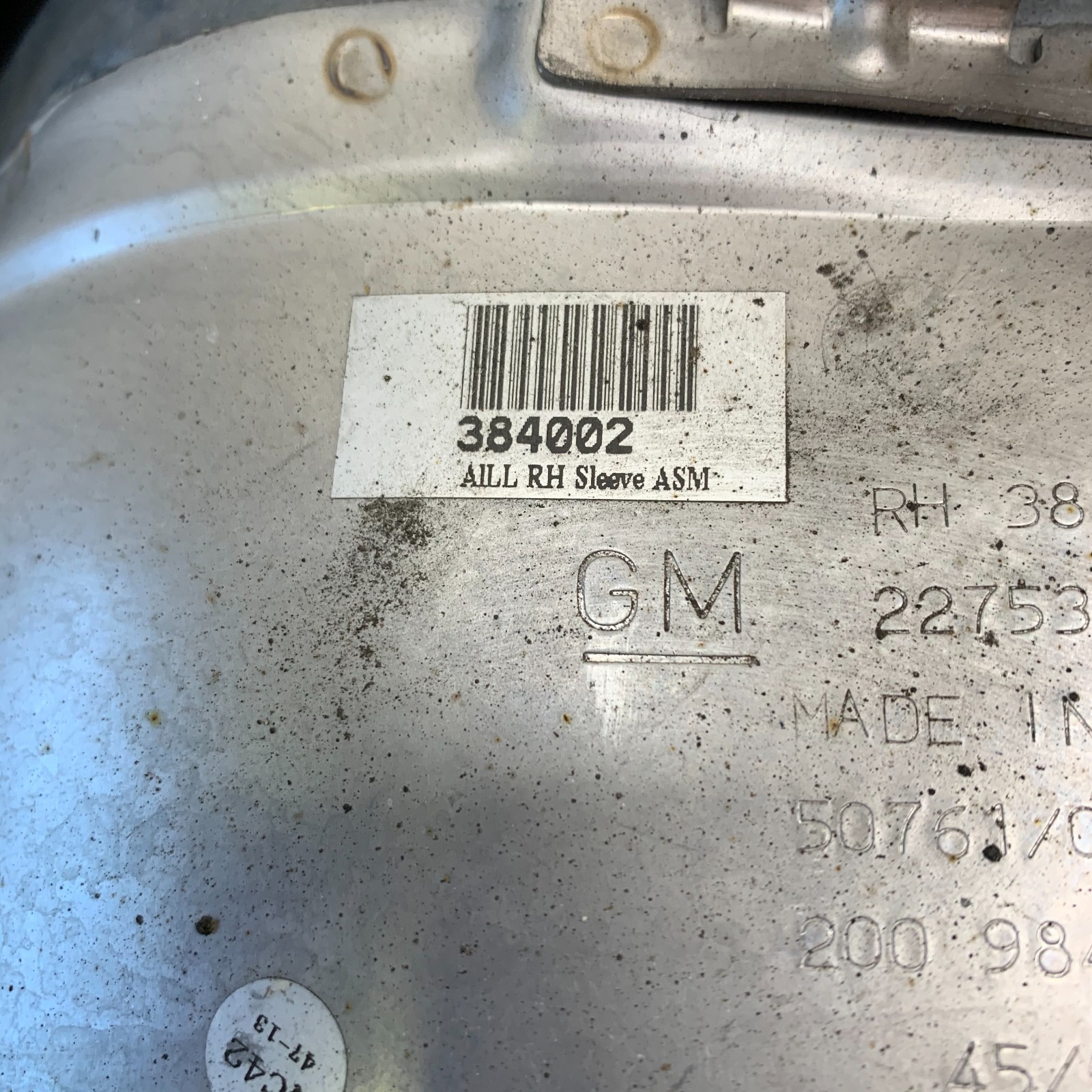 2014- 2016 Cadillac CTS Rear Right Side Exhaust Tip Bezel Sleeve 22753150 OEM