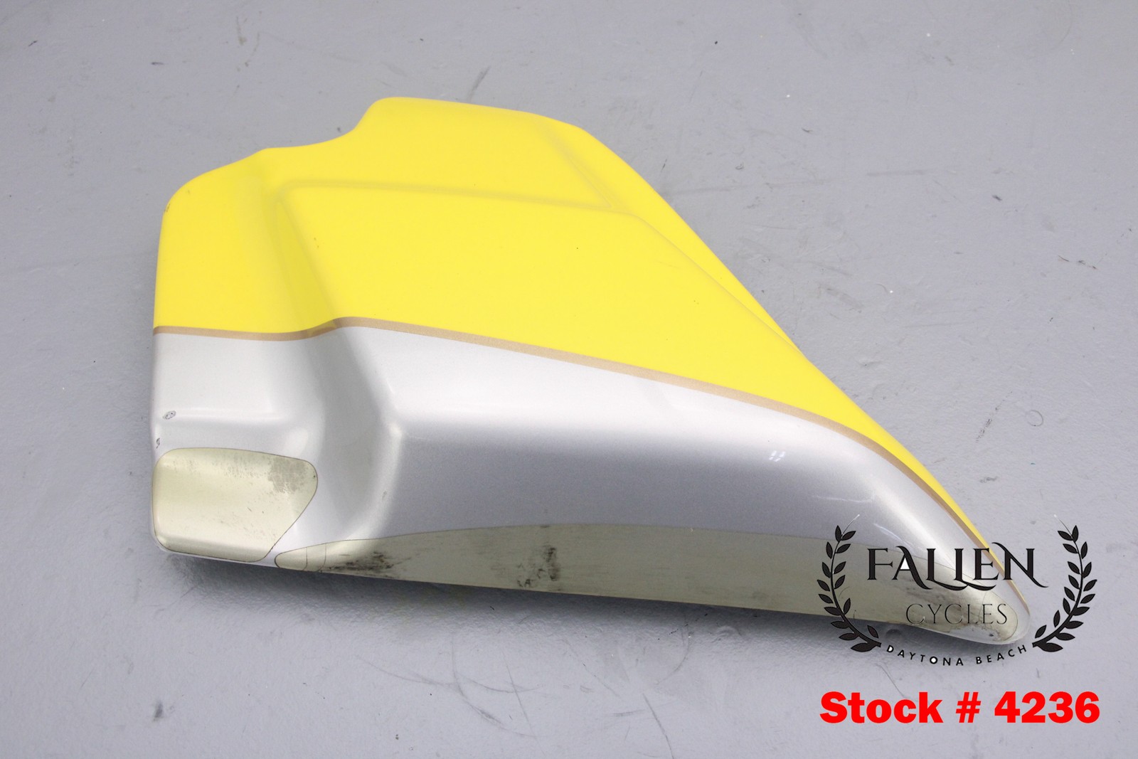 2005 Harley Electra Glide CVO Side Cover Panel Set SUNRISE YELLOW / SILVER #4236