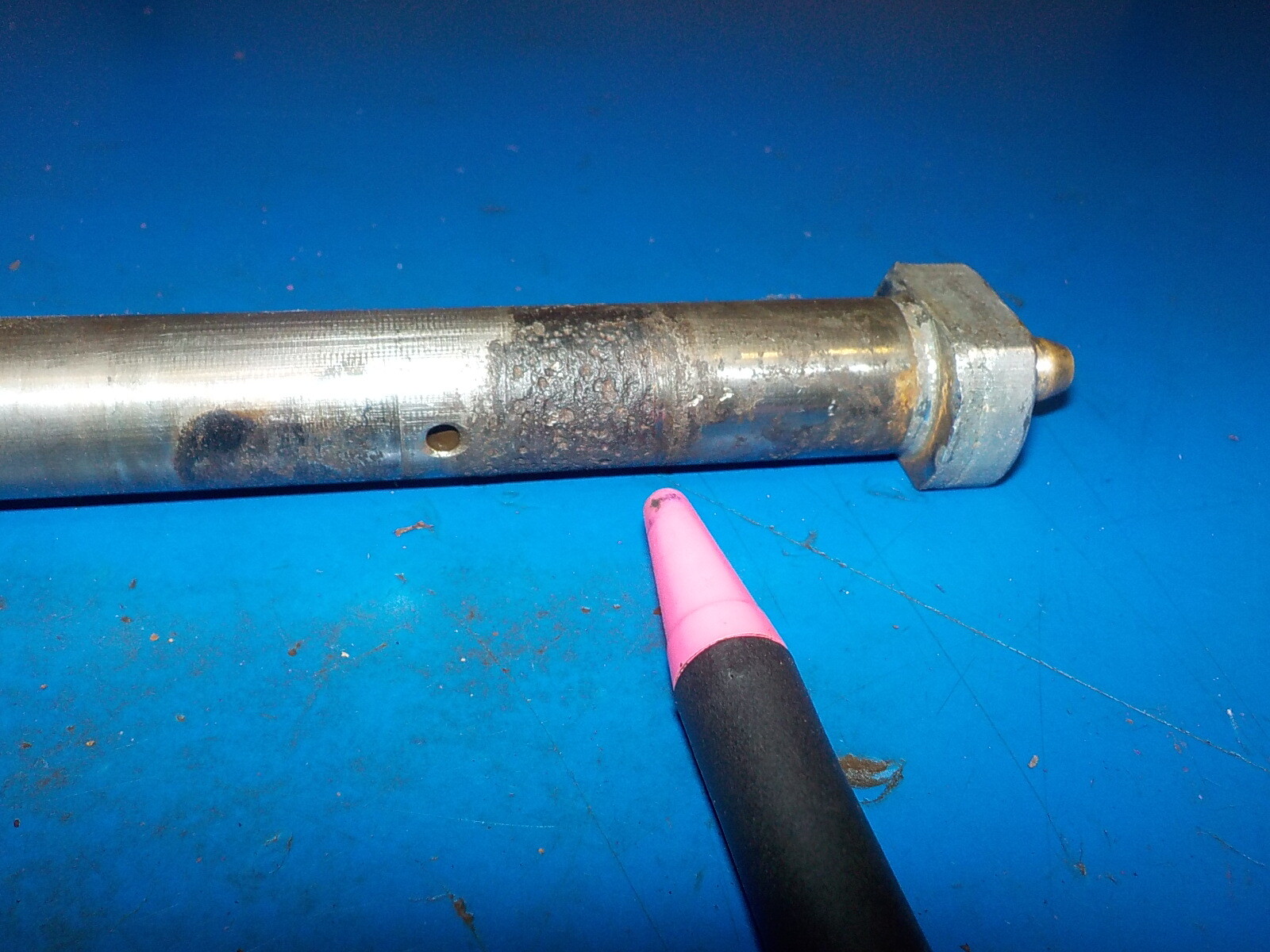 YAMAHA XS 400 1980 SWING ARM BOLT/ NUT , ZERKS BAD AS SHOWN IN PICTURE, USED