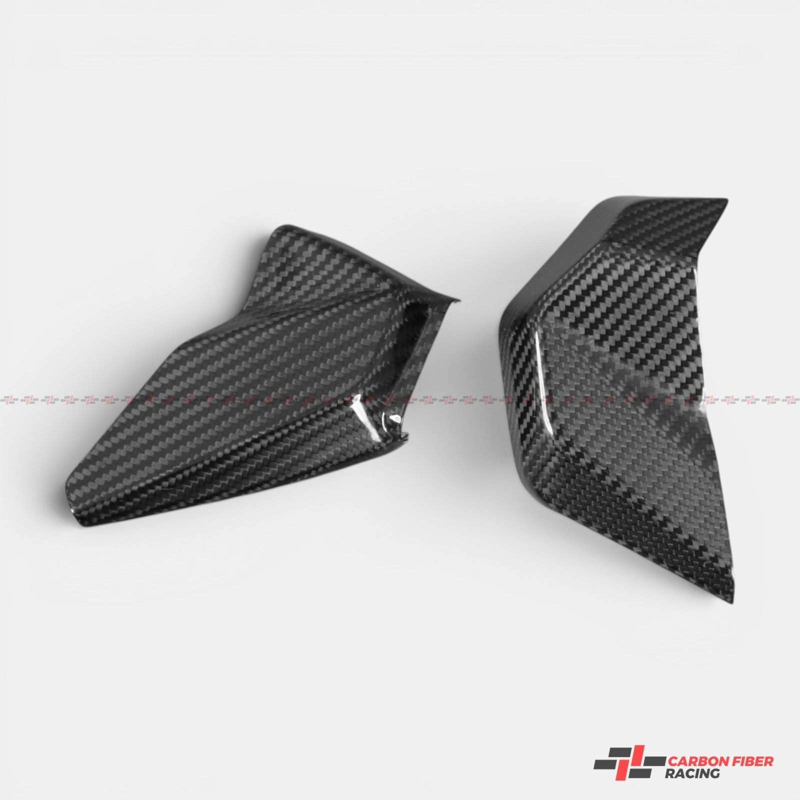 Carbon Fiber Engine Side Covers for Ducati Panigale V4, V4S 2025-2026