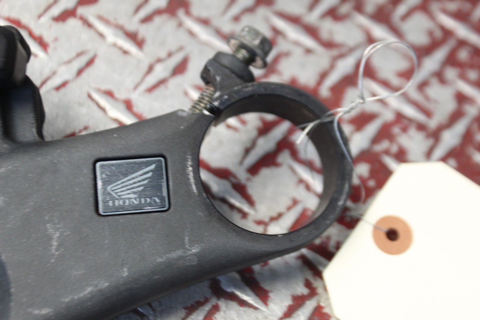 2001 – 2006 HONDA CBR 600 F4I OEM UPPER TOP TRIPLE TREE CLAMP CBR166