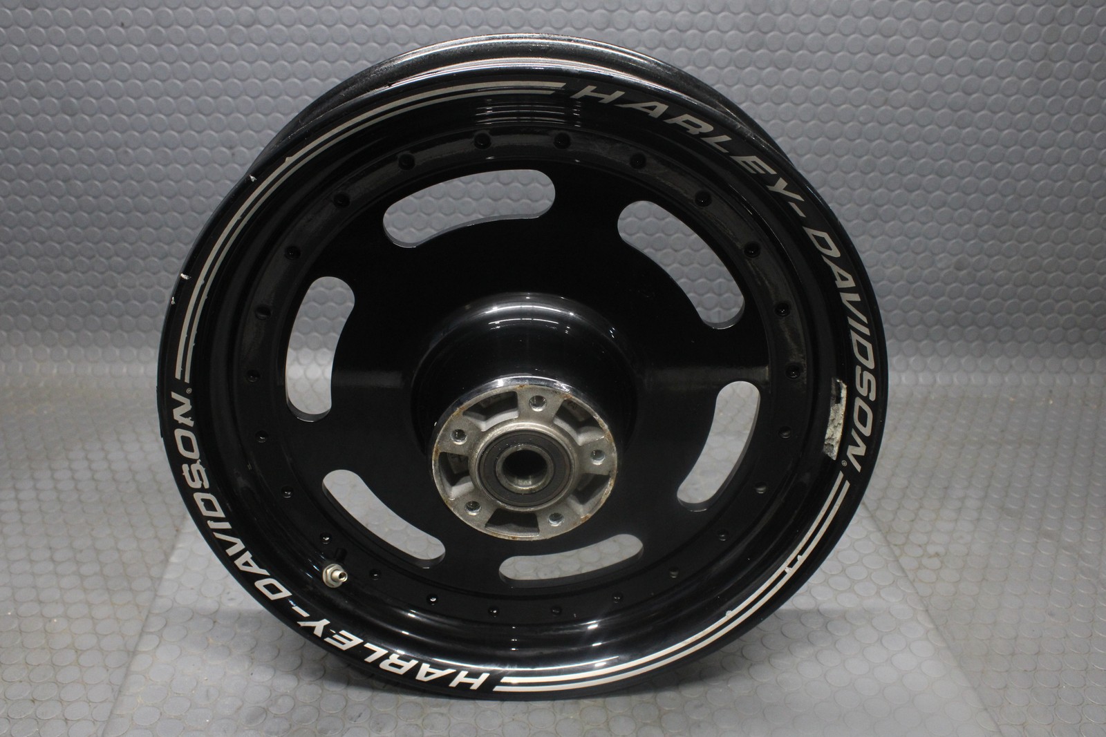 2016 Harley Davidson Dyna Fat Bob Fxdf Front Wheel Rim