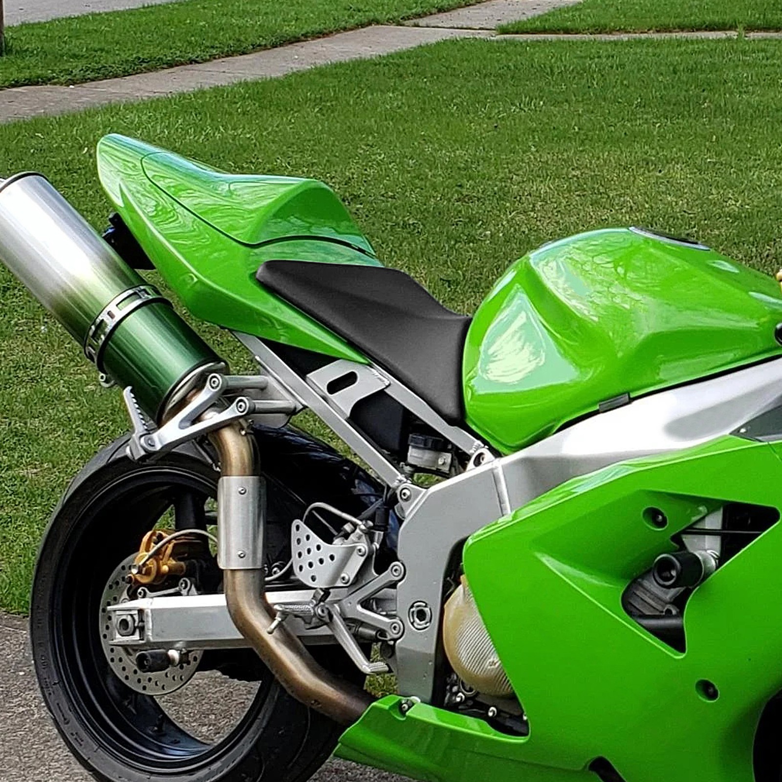 Front Seat Driver Side Fit For Kawasaki Ninja ZX6R ZX600 2003-2004