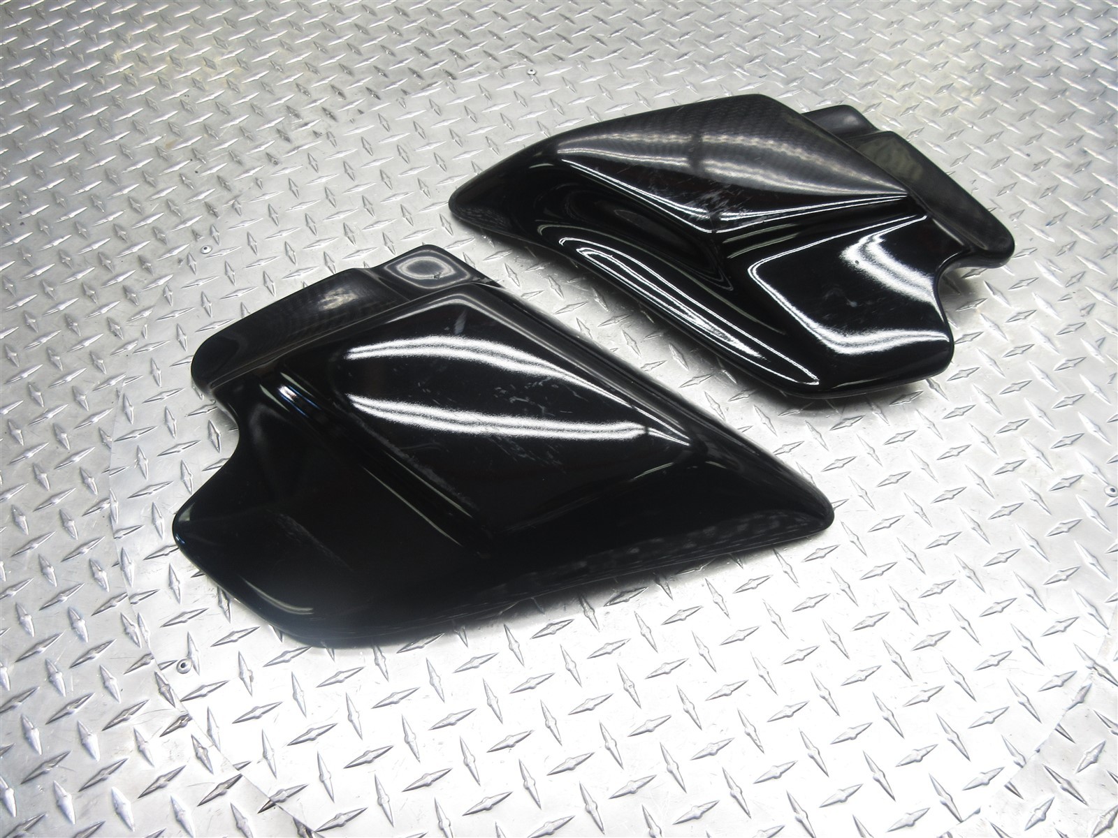 1998 98 Harley Davidson FLHTCUI Electra Glide Ultra Classic OEM Side Covers Pair