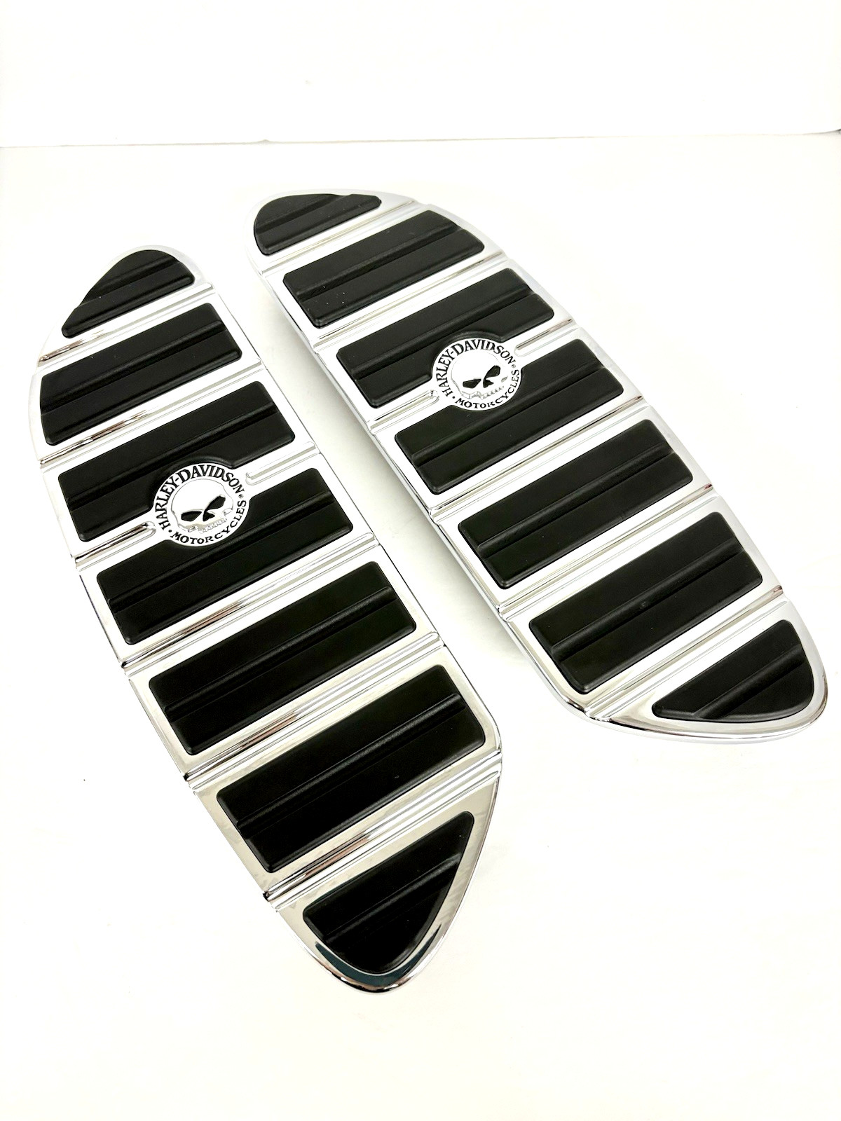 Harley Davidson 50710-04 Willie G Skull Rider Footboard Inserts