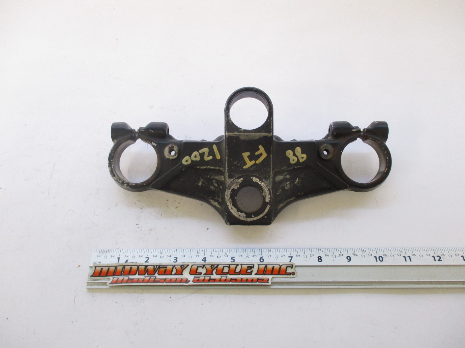 YAMAHA FJ1200 UPPER STEERING STEM TRIPLE TREE 47M-23435-00-00 FJ 1200 lm