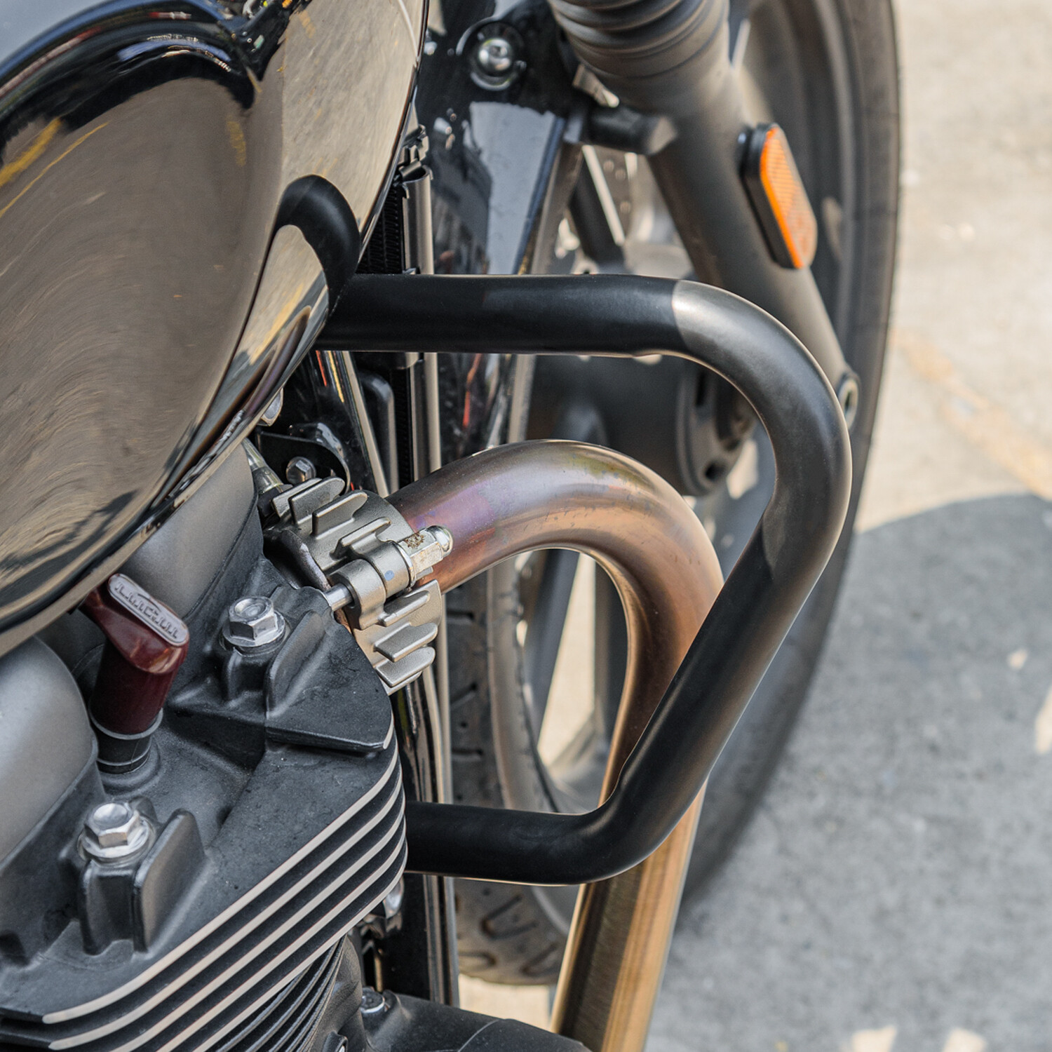 Crash bar Stunt Cage For Bonneville T100 T120 Street Cup Speed Twin Engine Guard